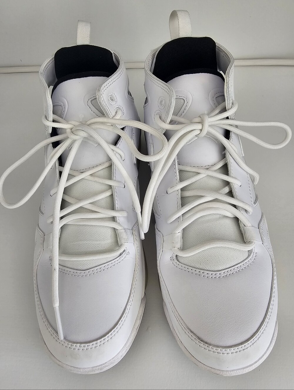 Jordan Flight Club '91 White and Black Sneakers